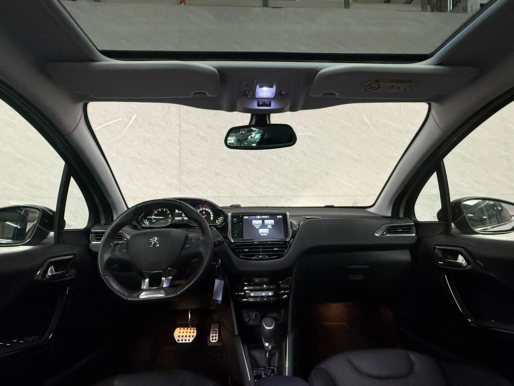 Peugeot 208 – foto 12