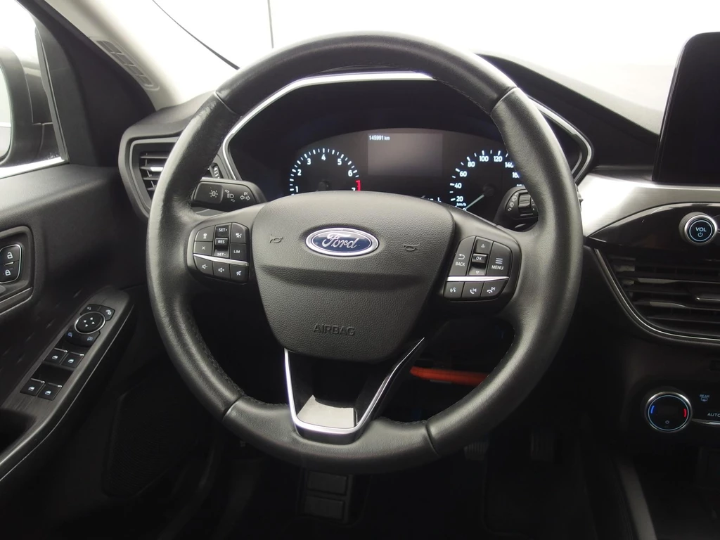Ford Kuga – foto 22
