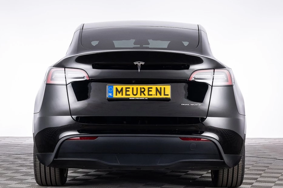 Tesla Model Y – foto 4