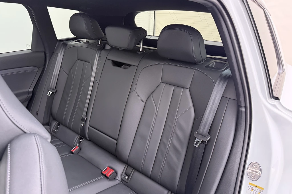 Audi Q6 e-tron – foto 12
