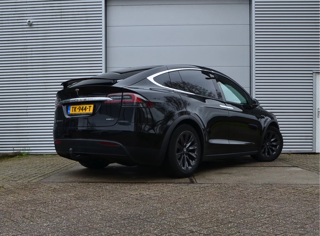 Tesla Model X – foto 5