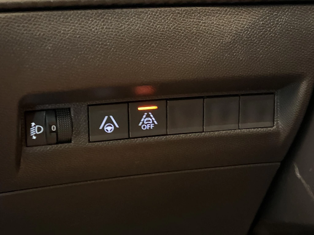 Peugeot 208 – foto 17