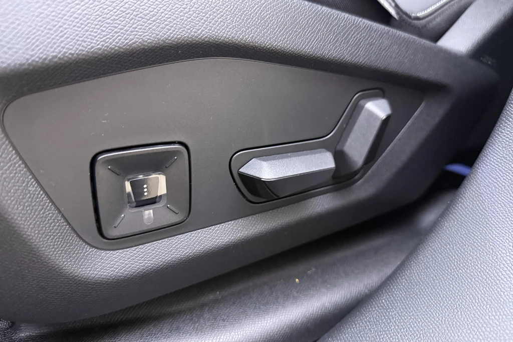 Peugeot e-3008 – foto 20