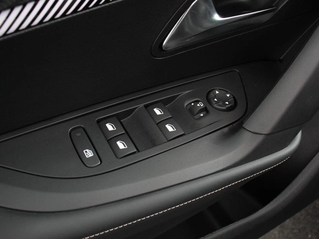 Peugeot 2008 – foto 17