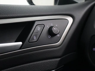 Volkswagen Golf – thumbnail 54
