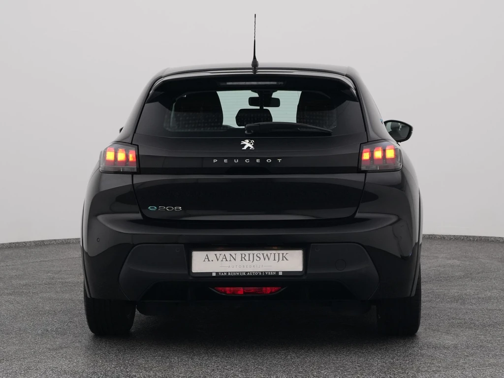 Peugeot e-208 – foto 8