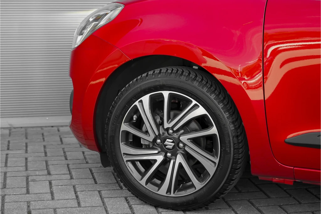 Suzuki Swift – foto 19