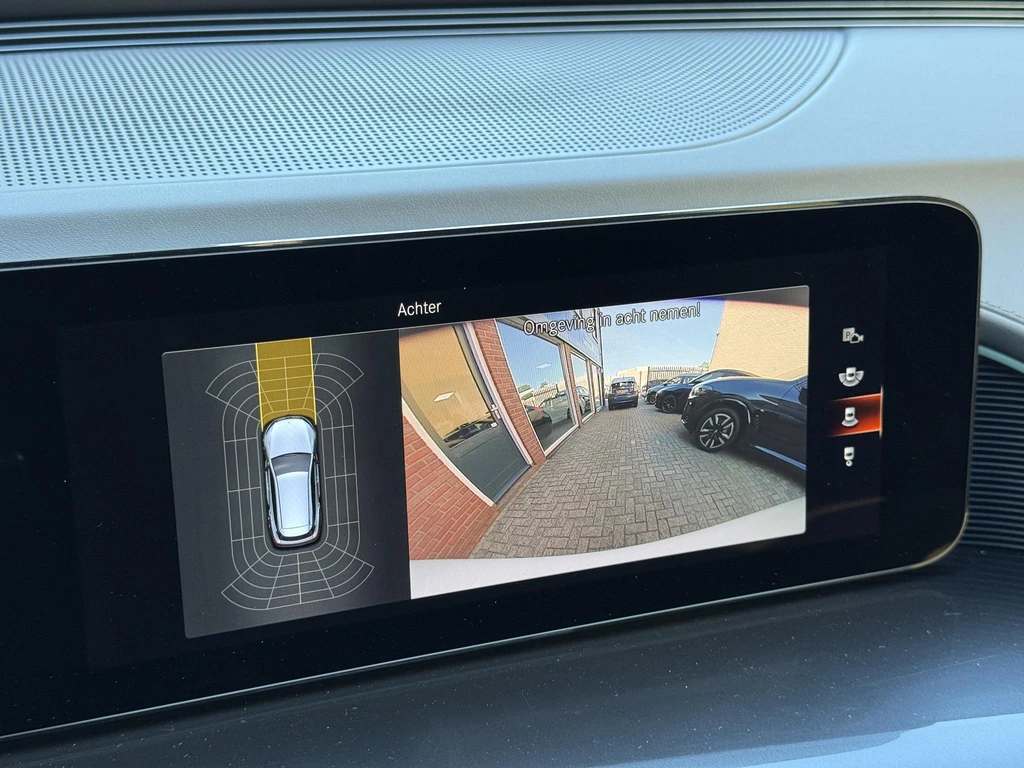 Mercedes-Benz EQC – foto 18