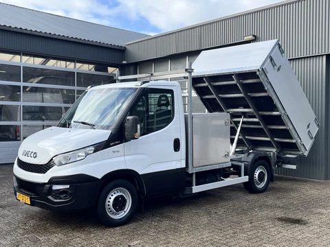 Iveco Daily 35S14N 3.0 345 Kipper Trekhaak 3500kg trekgewicht 3-Persoons Gereedschapskist Open laadbak Pick-up P-up Kieper Bakwagen Telefoonverbinding 1e eigenaar Euro 6 Bpm vrij !!!