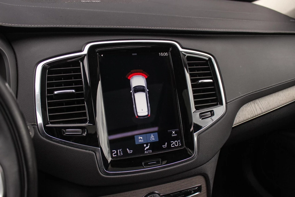 Volvo XC90 – foto 36