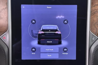 Tesla Model X – thumbnail 24