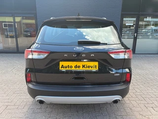 Ford Kuga – thumbnail 4