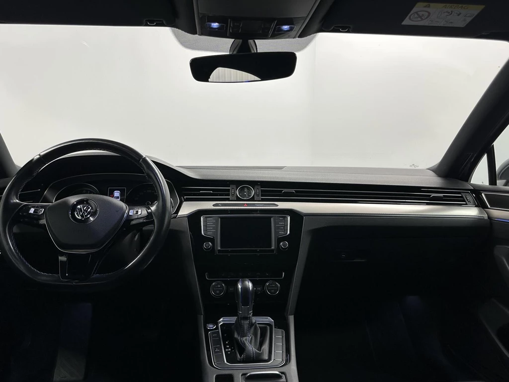 Volkswagen Passat – foto 9