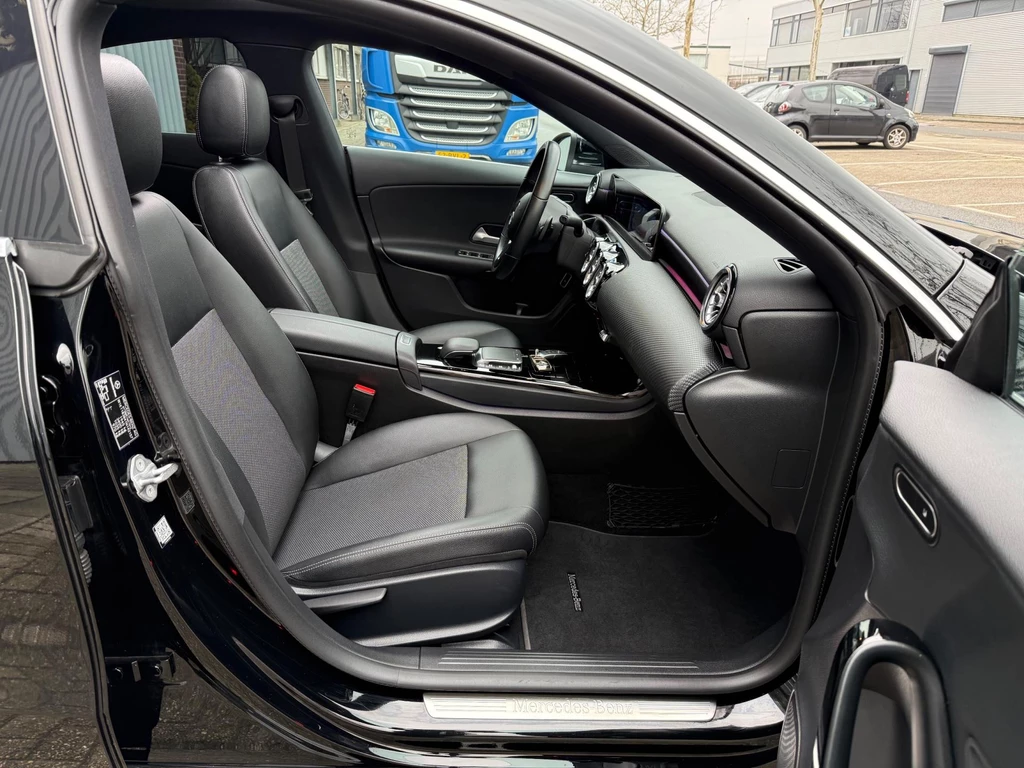 Mercedes-Benz CLA – foto 36