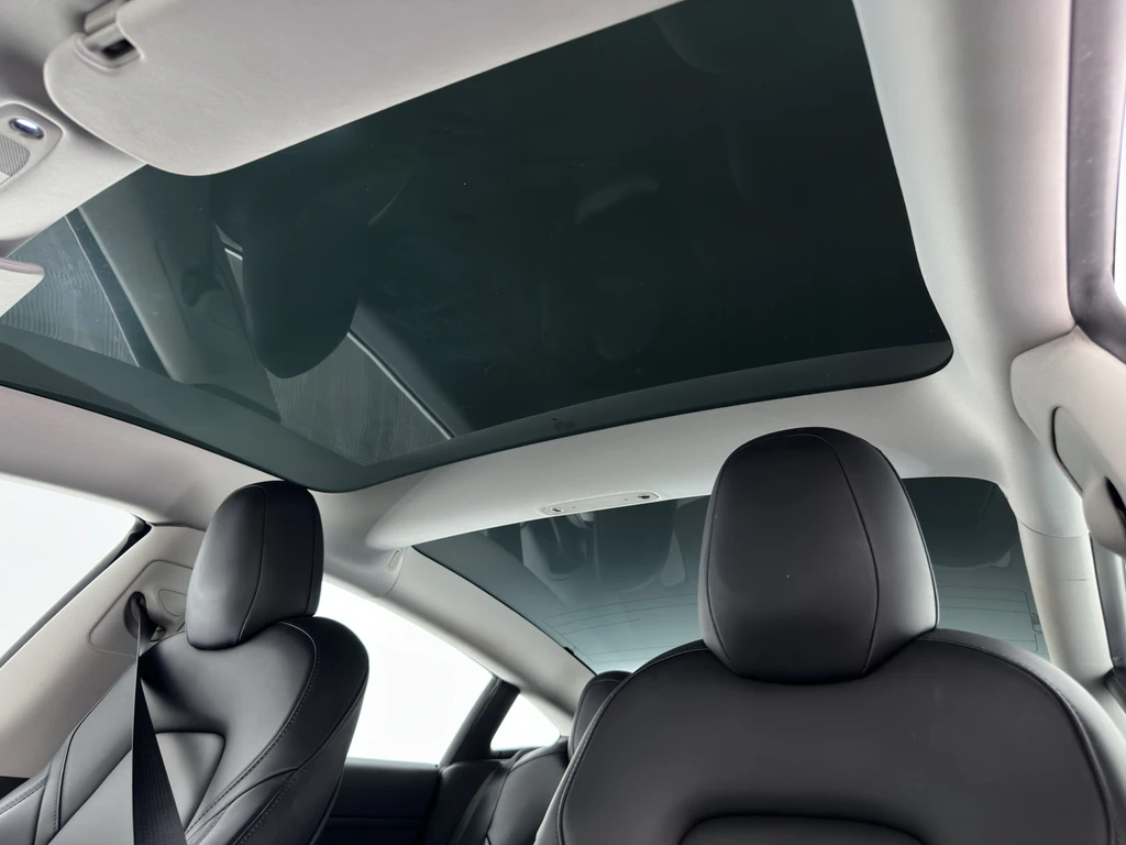Tesla Model 3 – foto 8