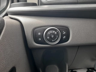 Ford Transit Custom – thumbnail 24