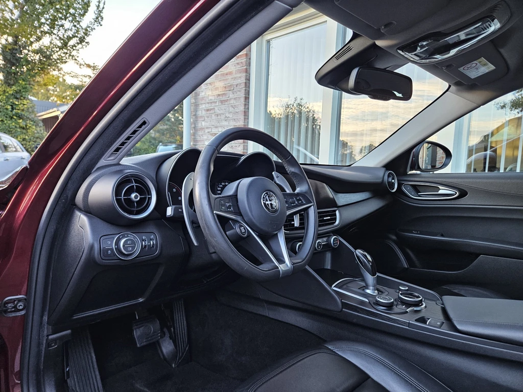 Alfa Romeo Giulia – foto 10