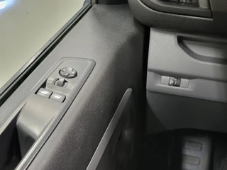 Opel Vivaro – thumbnail 17