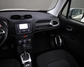 Jeep Renegade – thumbnail 11