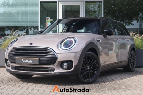 Mini Mini Clubman (f54) 1.5 Cooper Business Edition 136pk | Camera | Virtual | Stoelverwarming | Keyless | HUD