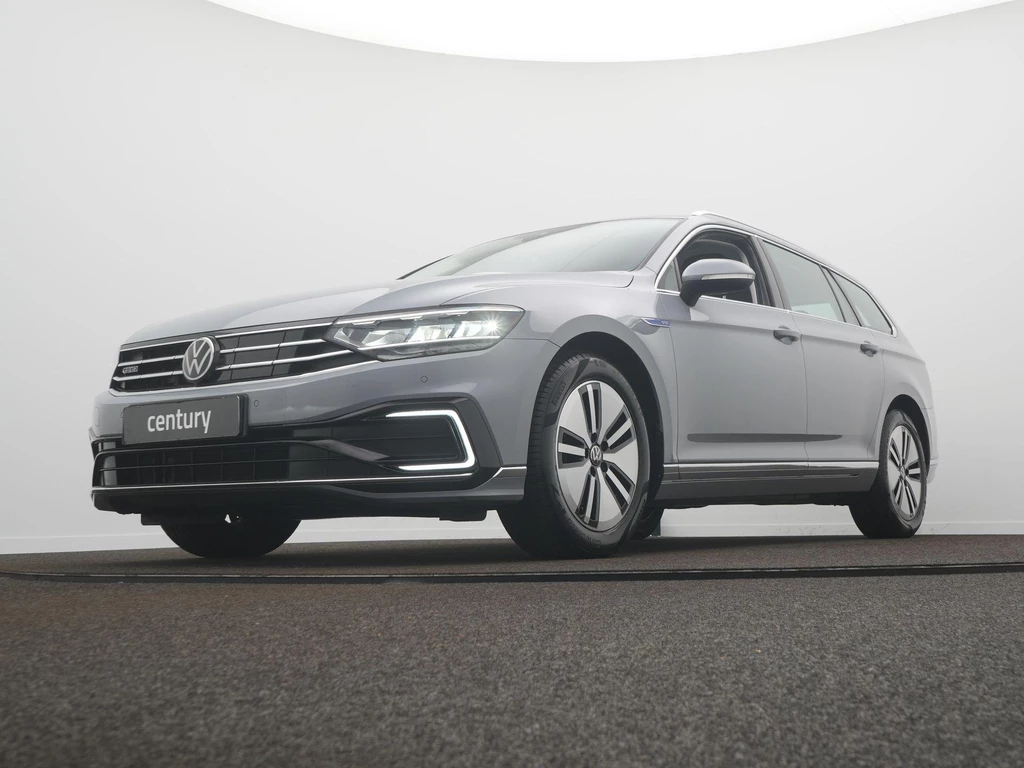 Volkswagen Passat – foto 2
