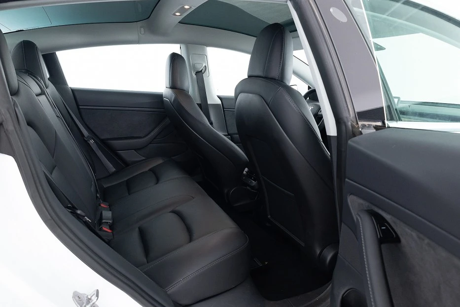 Tesla Model 3 – foto 11