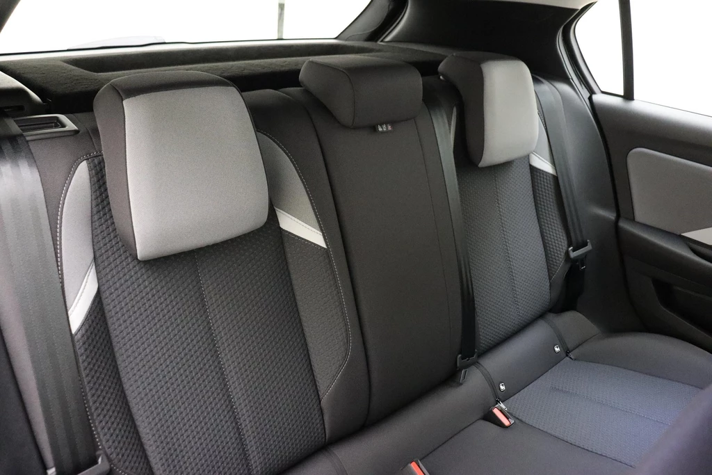 Opel Astra – foto 18