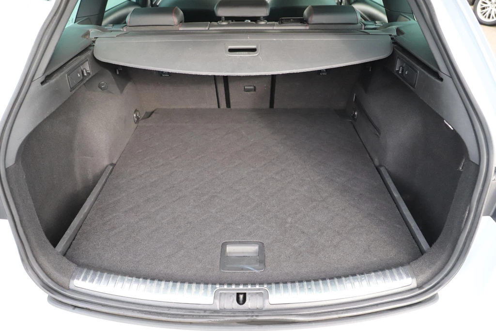 SEAT Leon – foto 11