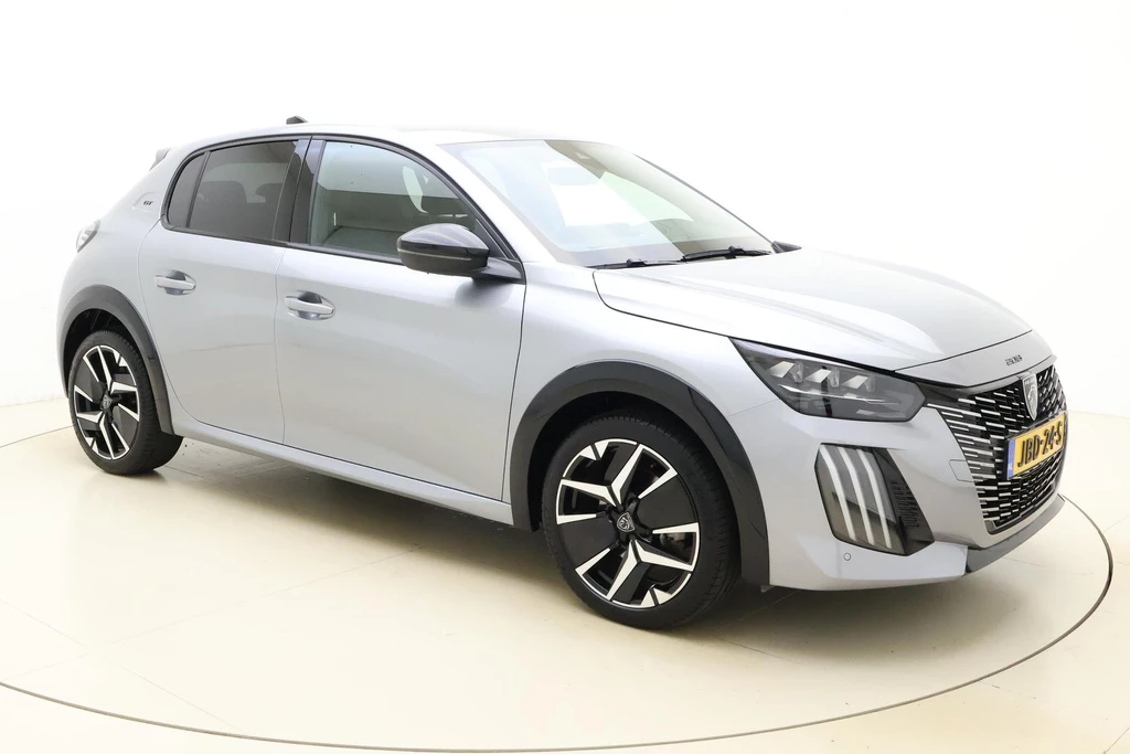 Peugeot 208 – foto 8