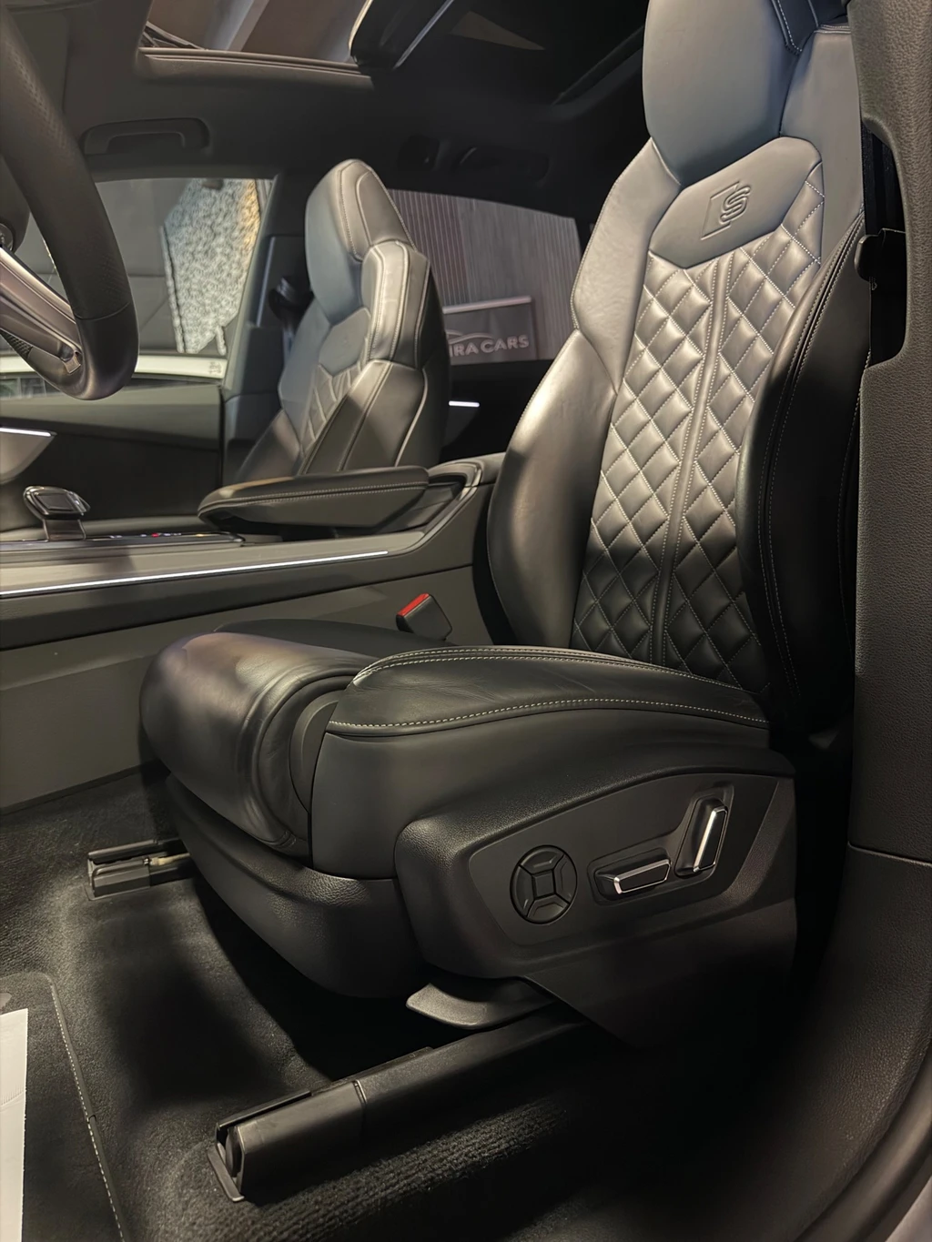 Audi Q8 – foto 21