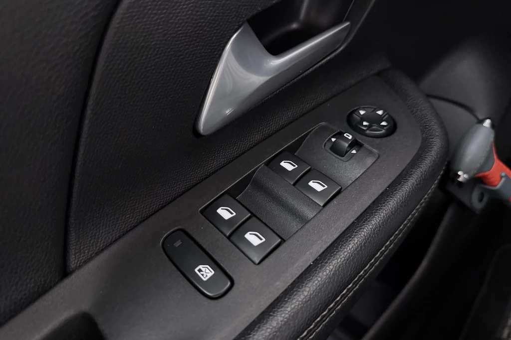 Opel Mokka-e – foto 13
