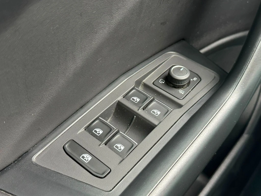 Volkswagen T-Roc – foto 17