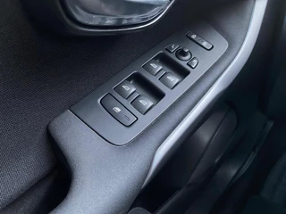 Volvo V40 – thumbnail 25