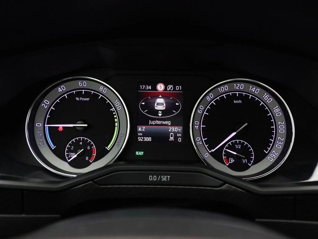 Škoda Superb – foto 25
