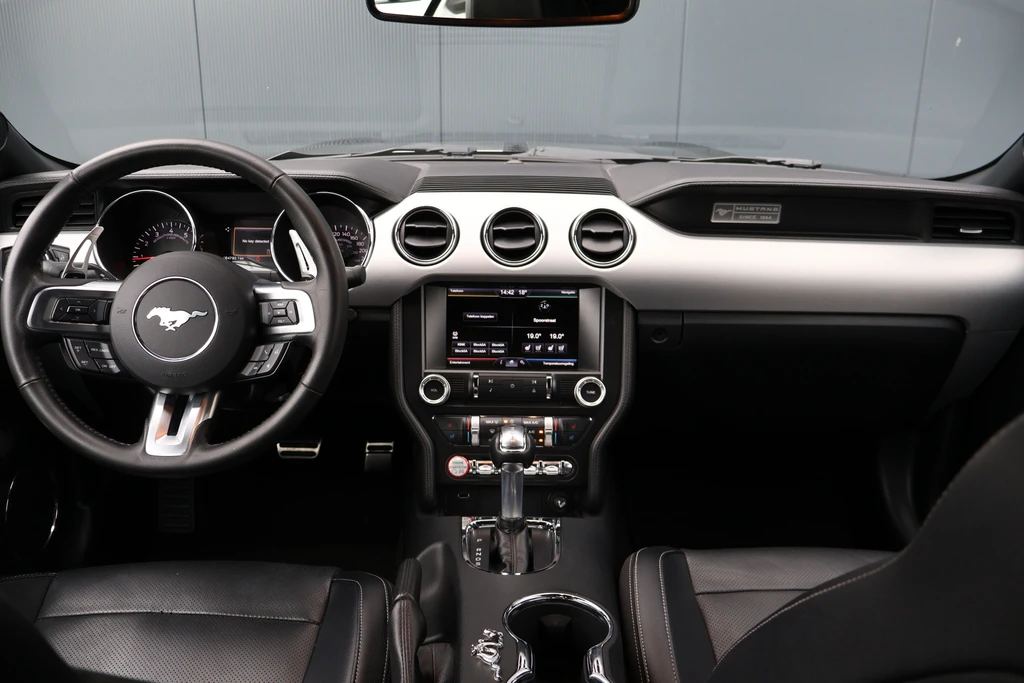 Ford Mustang – foto 11