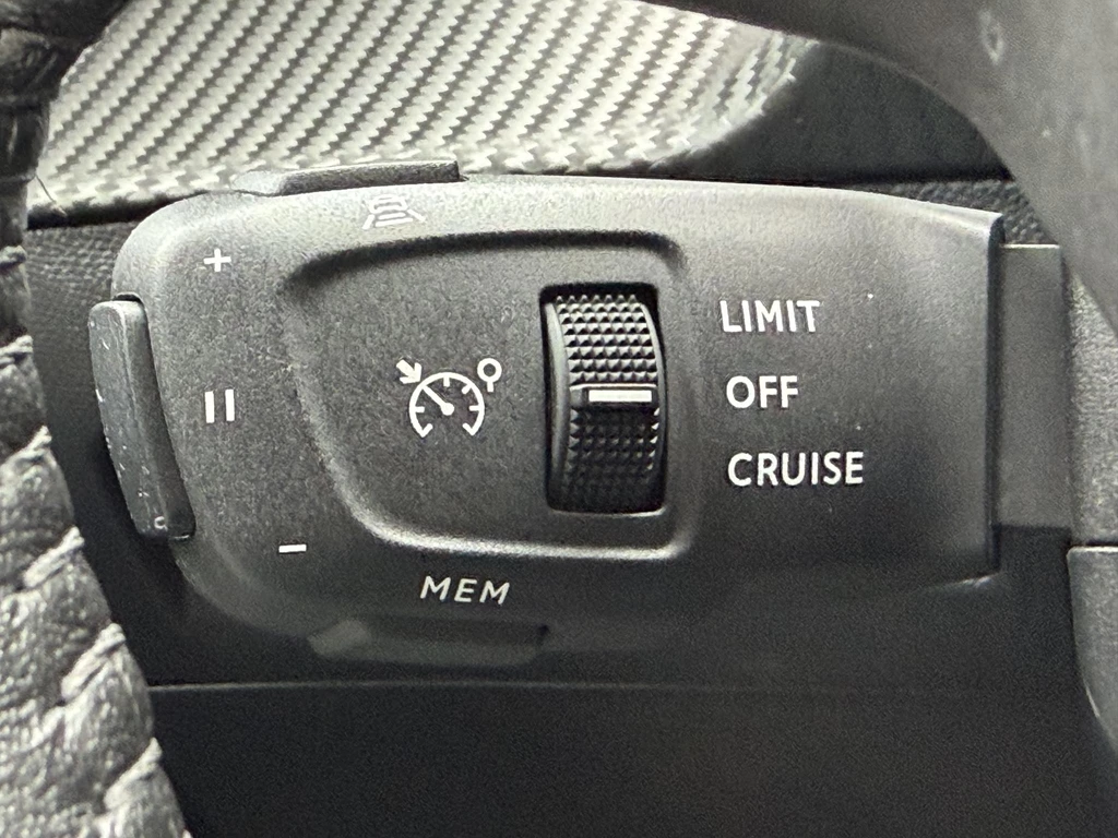 Peugeot 208 – foto 34