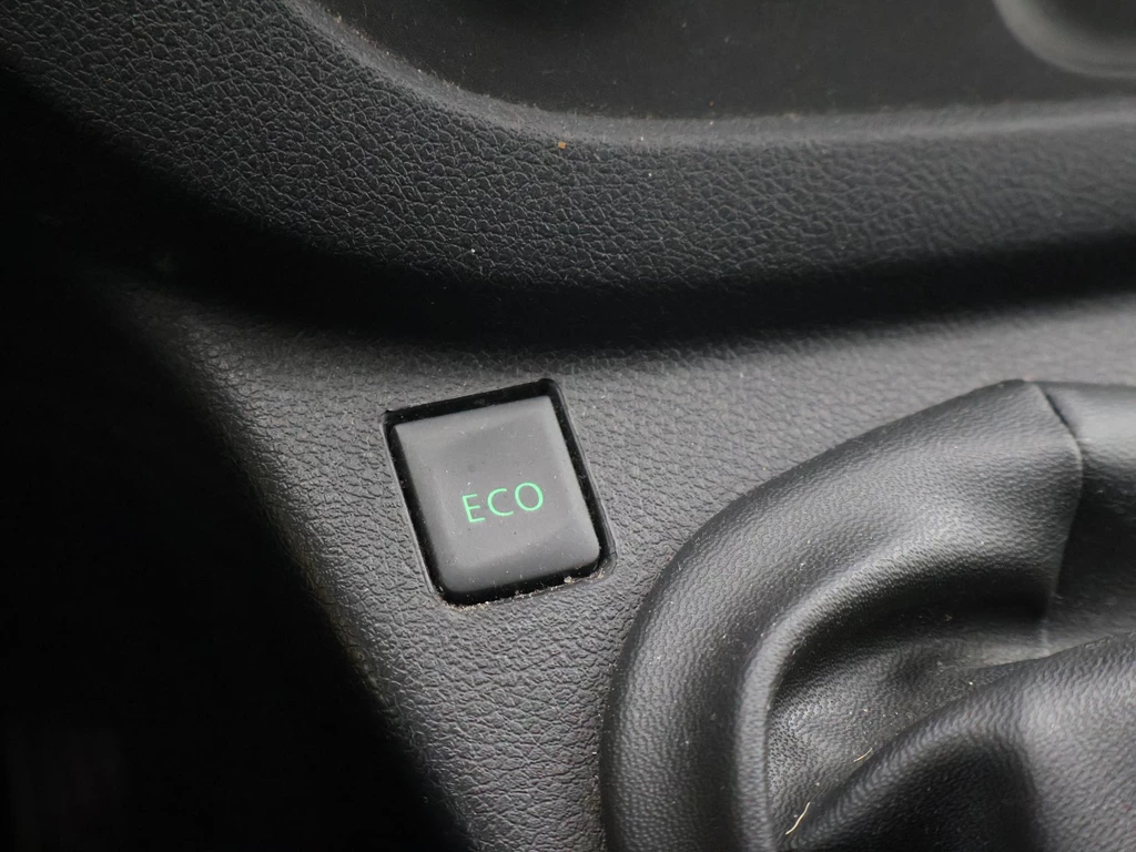 Opel Vivaro – foto 28