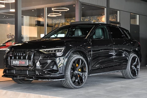 Audi E-tron 50 quattro 3x S-Line 71 kWh, RS stoelen, Luchtvering, Pano, Night Vision, Virtual Mirrors, B&O, HUD, Memory, 23"!