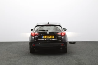 Mazda 3 – thumbnail 4