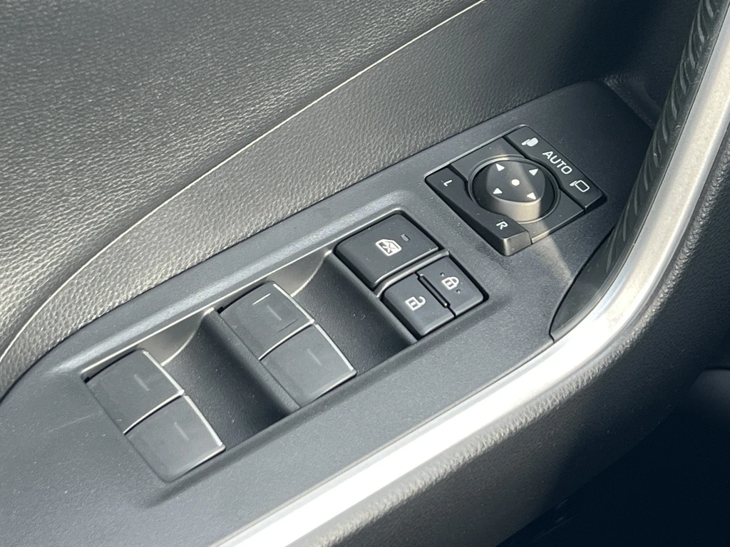 Toyota RAV4 – foto 13