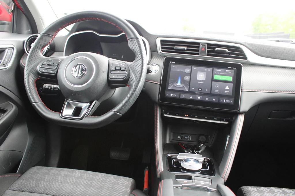 MG ZS EV – foto 23