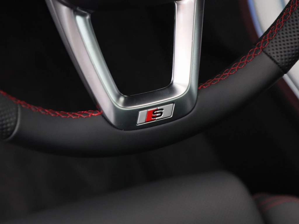 Audi Q8 – foto 25