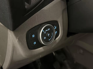 Ford Transit Connect – thumbnail 27