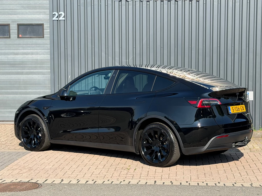 Tesla Model Y – foto 2