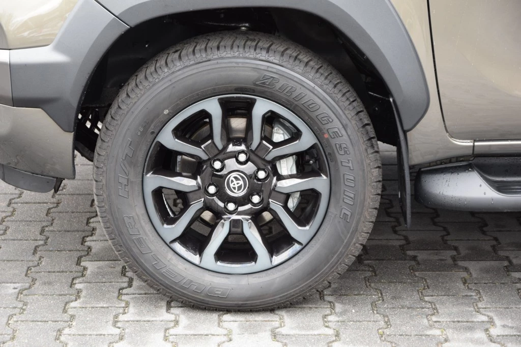 Toyota Hilux – foto 7