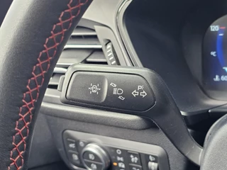 Ford Kuga – thumbnail 17