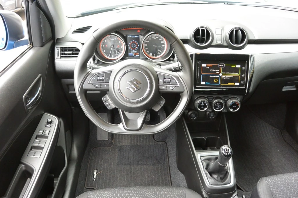 Suzuki Swift – foto 25