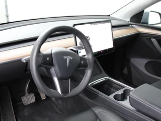 Tesla Model Y – thumbnail 8