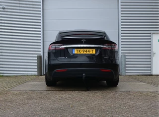 Tesla Model X – thumbnail 4
