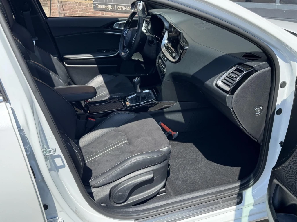 Kia ProCeed – foto 35